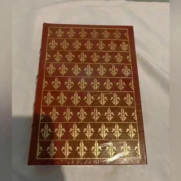 Dumas Leather Book - Picture 1 of 4